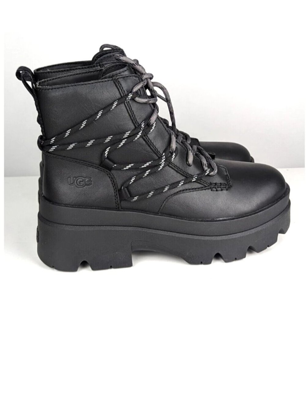 Women's Size 9 - UGG Brisbane Platform Lace-Up Waterproof Leather Boots